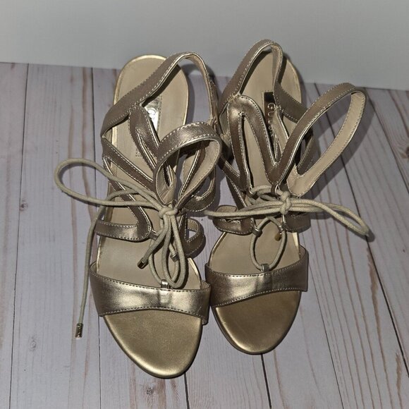 Guess Aurela2 lace up heels in Gold size 7.5 - Picture 2 of 10